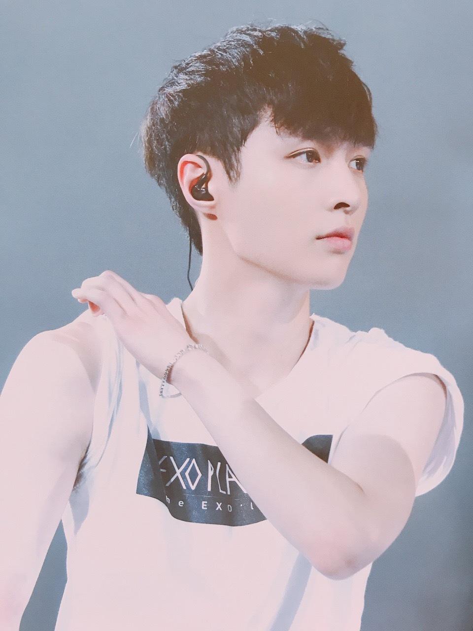 大家都在谈骨相美皮相美的美人,也讨论下皮相