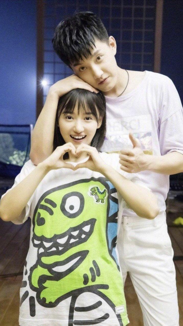 追球壁纸卜冠今范世錡