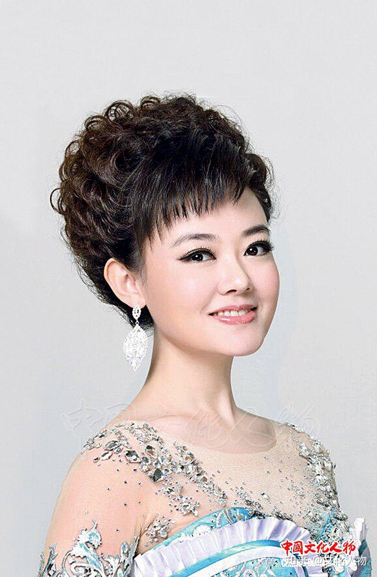 东盟艺术学院音乐学术主任姜丽娜中国民族男高音北京演唱会音乐总监