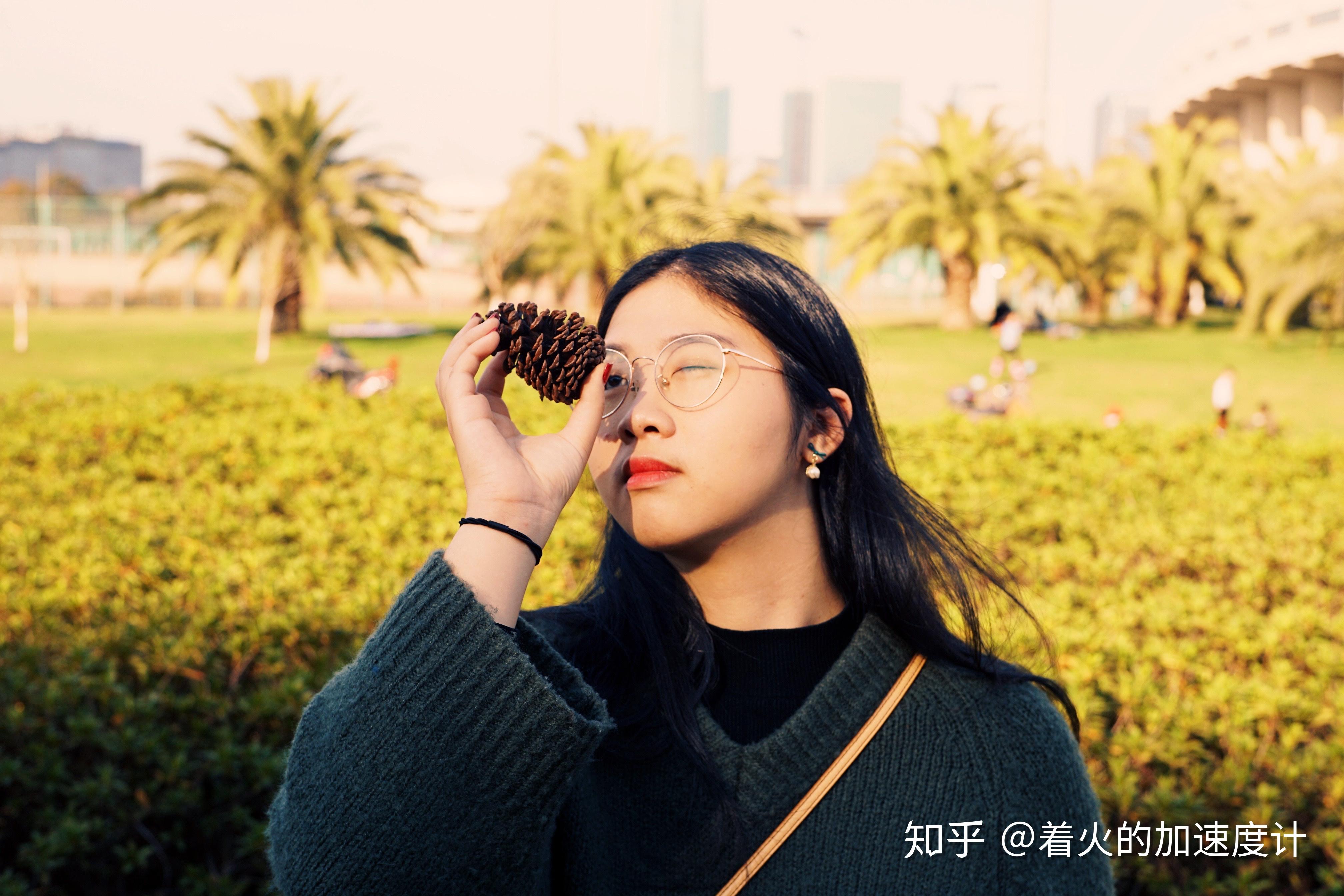 索尼a6000如何配镜头