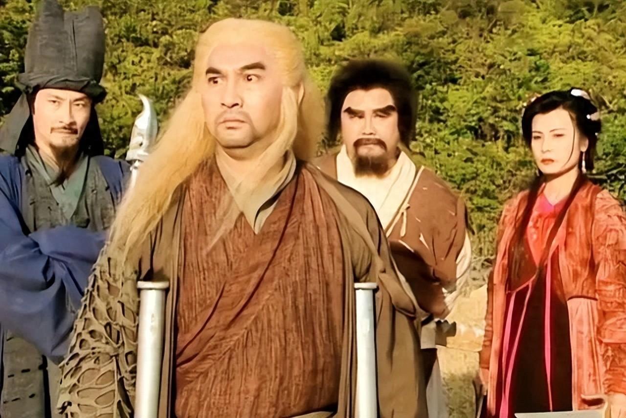 金庸笔下的四大恶人,古龙笔下的十大恶人,哪个组合更恶?