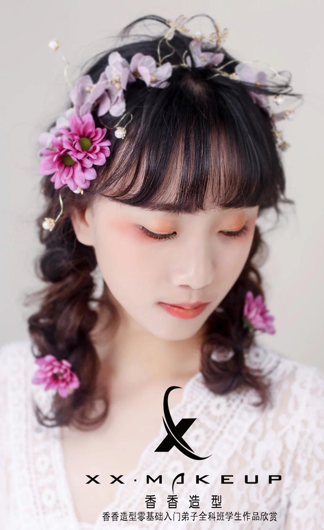 梦幻唯美的韩式鲜花新娘造型美仙了