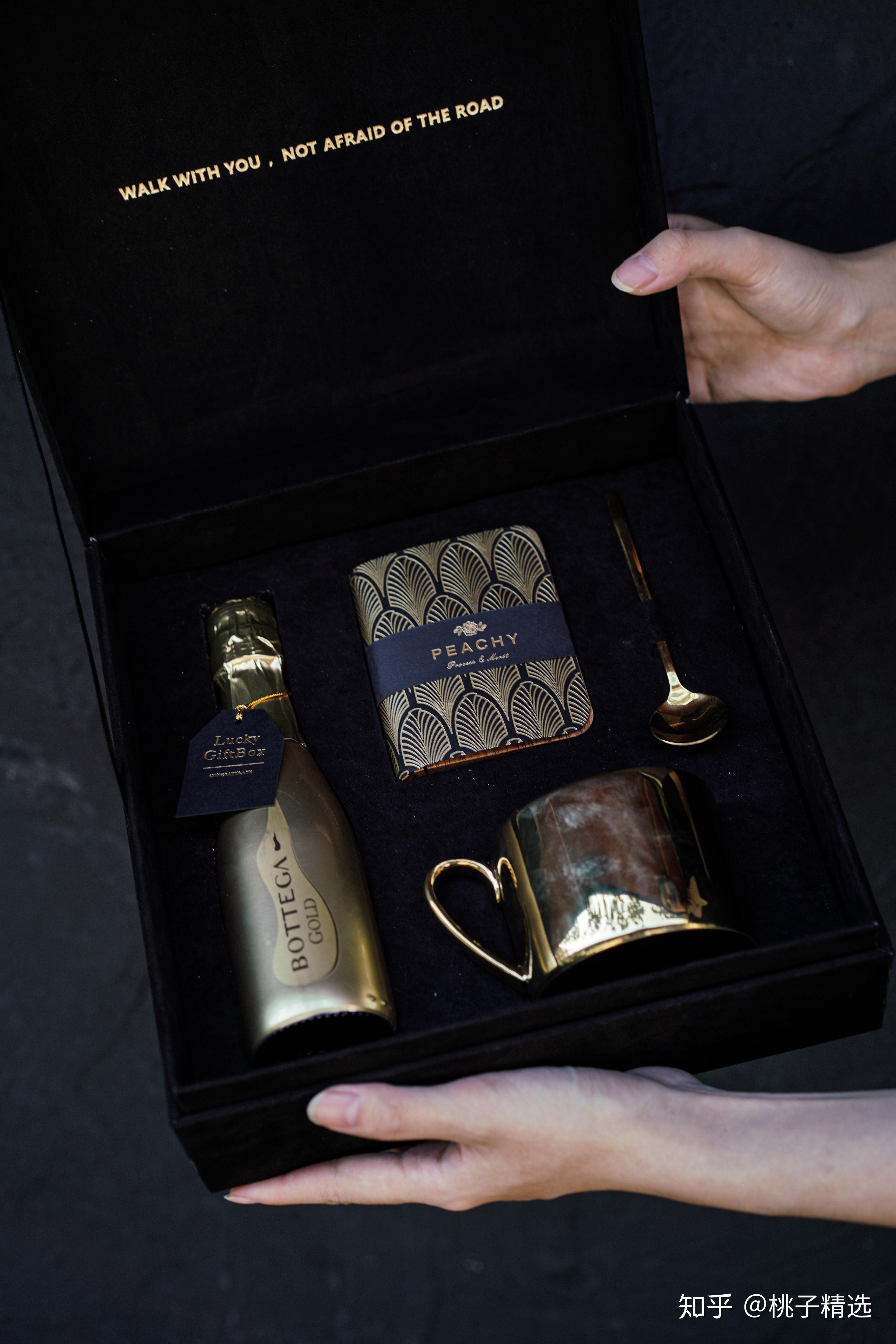 给客户送什么商务礼品性价比超高适合送高端客户的定制伴手礼会议礼物