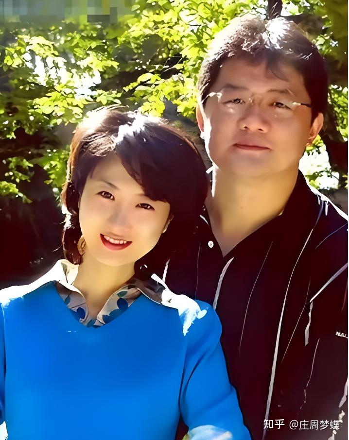 程雨涵也是央视的一位主持人,2006年毕业于北京广播学院,2007年加入了