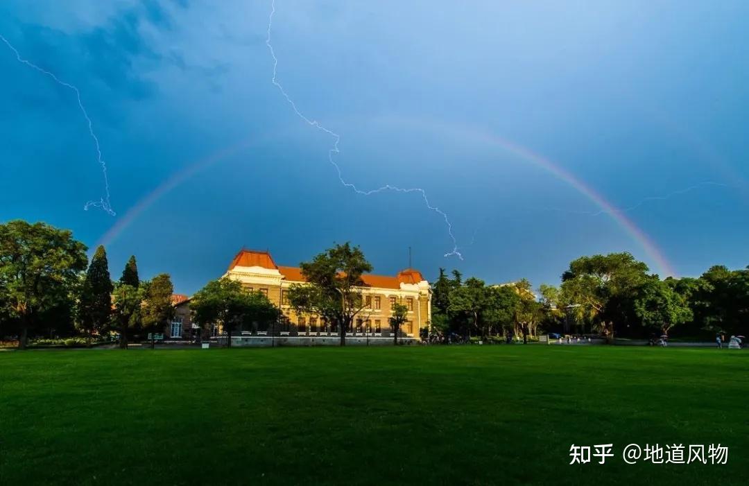 清华大学 神奇校园在这里