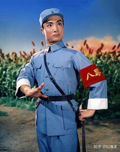 79岁李光近照曝光,谈与妻子沈健瑾的爱情故事,仅四