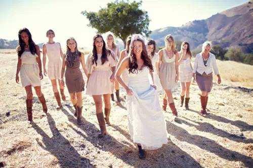 不请婚庆自己办婚礼应该怎么做?