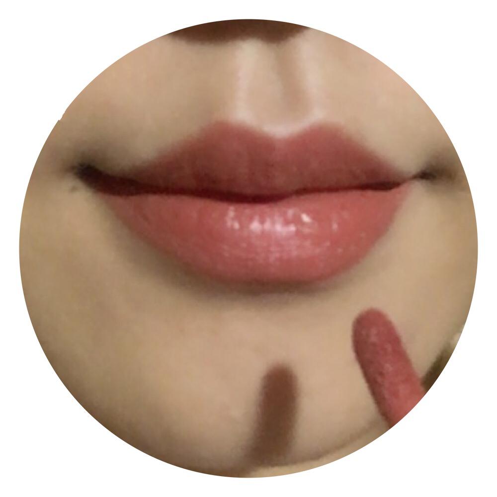 涂口红有什么技巧吗?唇色特别是唇缘的部分很