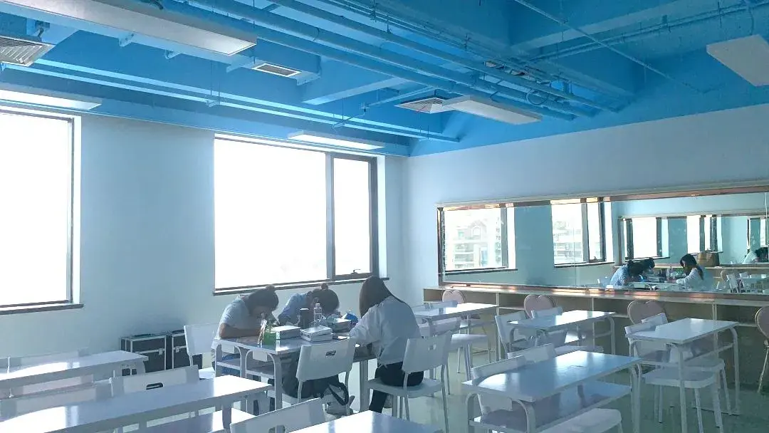 双城官宣艾尼斯北京天津两大校区顺利开业