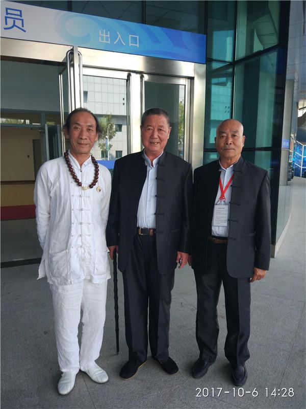 双项非遗传承人李宝贵天津勇夺八极拳三项大奖载誉而归郝小学