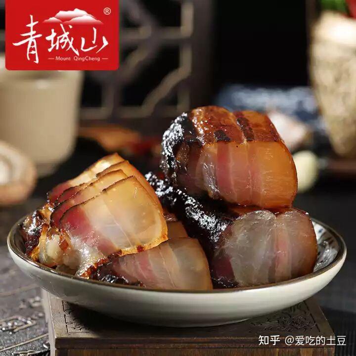 top四川成都特产推荐成都特产去哪买可以带走送人的伴手礼兔头手撕兔