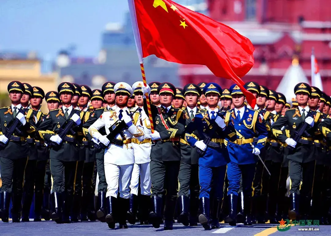 中华人民共和国成立 70 周年阅兵式（剪辑）