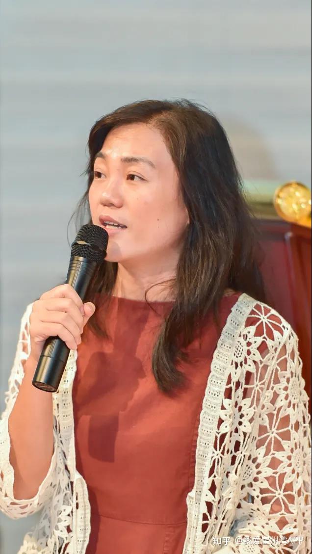 法兰西艺术院通讯院士迪埃·贝奈姆,上海文化产权交易所总裁张芮宁