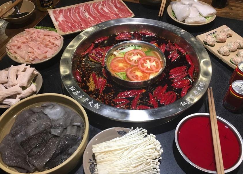 较场口的人气之王火锅好吃到流泪还被服务员暖到了