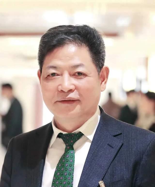 吕建中文化艺术品交易平台上云用数了