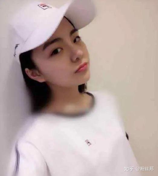 被粉丝"带坏"的女主播,雪梨枪为满足虚荣心,从事非法直播被捕