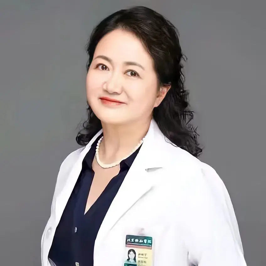 一个医生决定出道上班救人下班拍抖音