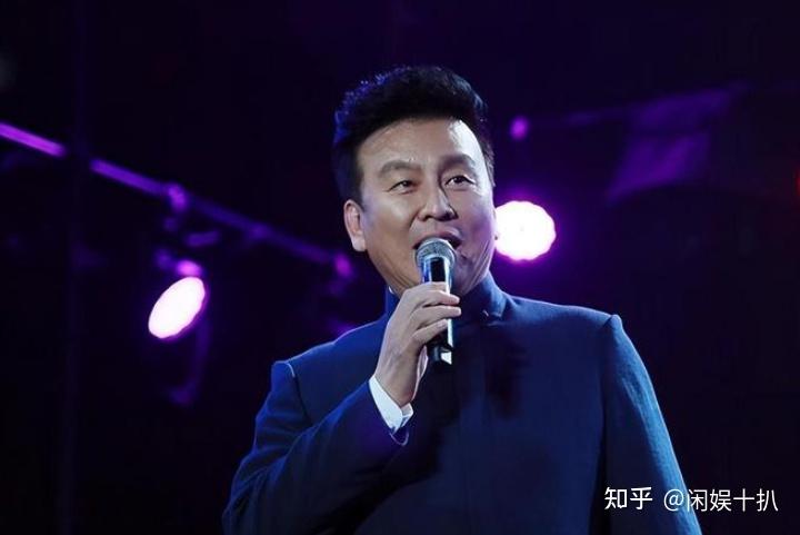 央视张泽群:扎根央视27年,55岁老来得子,事业尽孝两难全