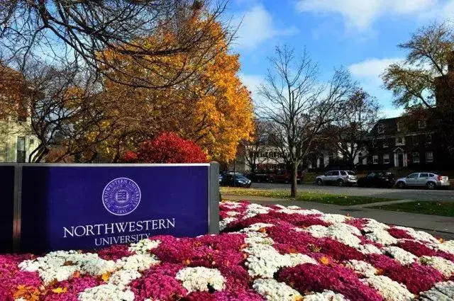 我是在northwestern university读的master of biotechnology program