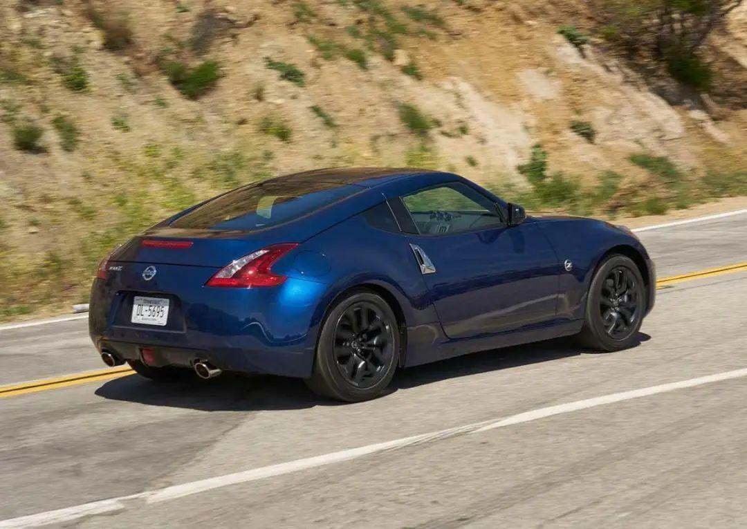 400马力后驱配6mt全一代日产fairlady将在明年上市