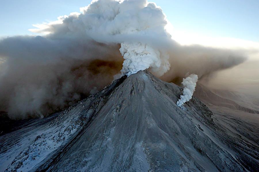 基济缅火山图片