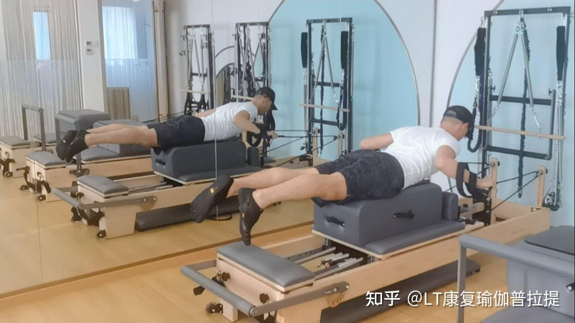 普拉提大器械——每日动作分享(俯卧拉背训练) - 知乎