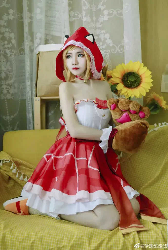 cn:伊露超能吃各位好友如果喜欢,请关注一下我的专栏!