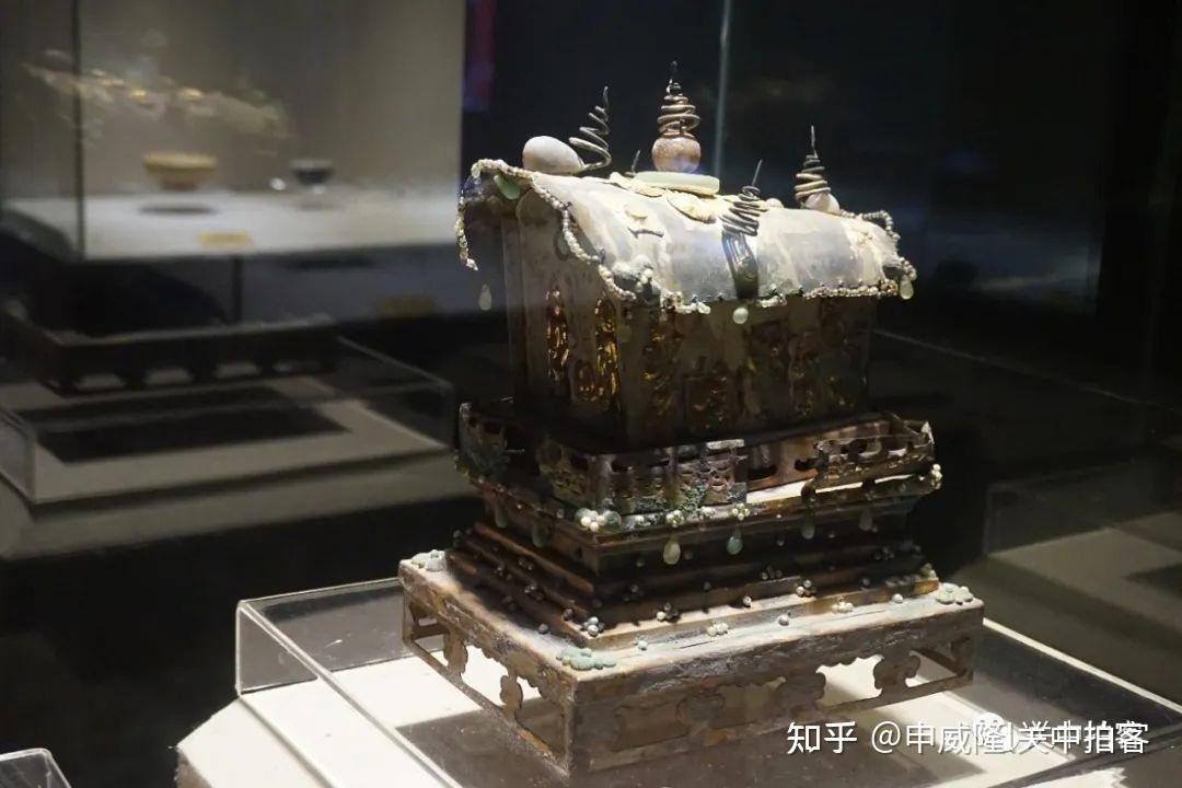 临潼博物馆:唐代庆山寺舍利塔地宫出土文物展