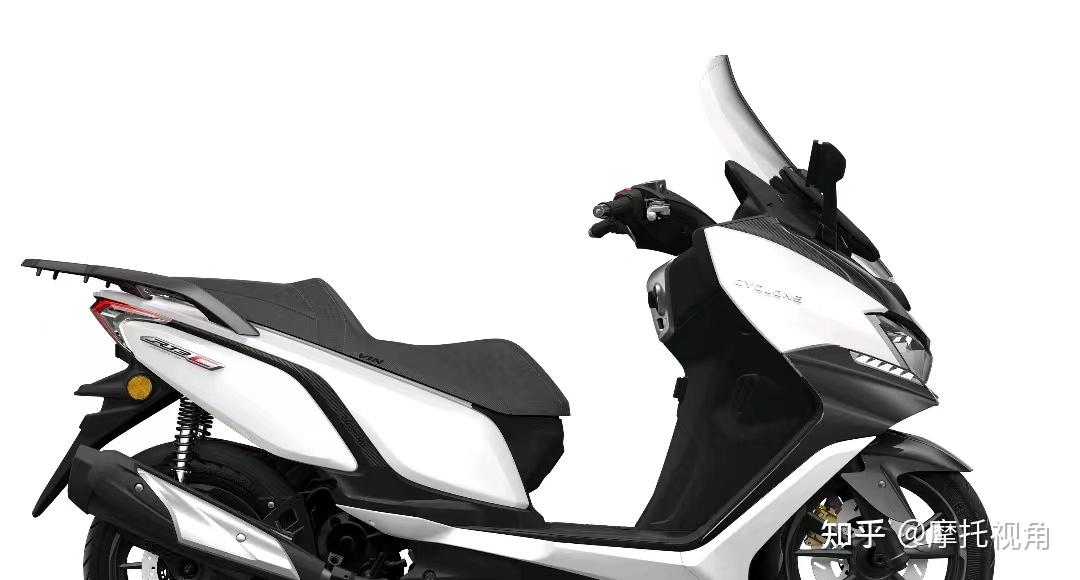 17888元和17999元250平踏板赛科龙rt3c和钱江鸿250怎分高下