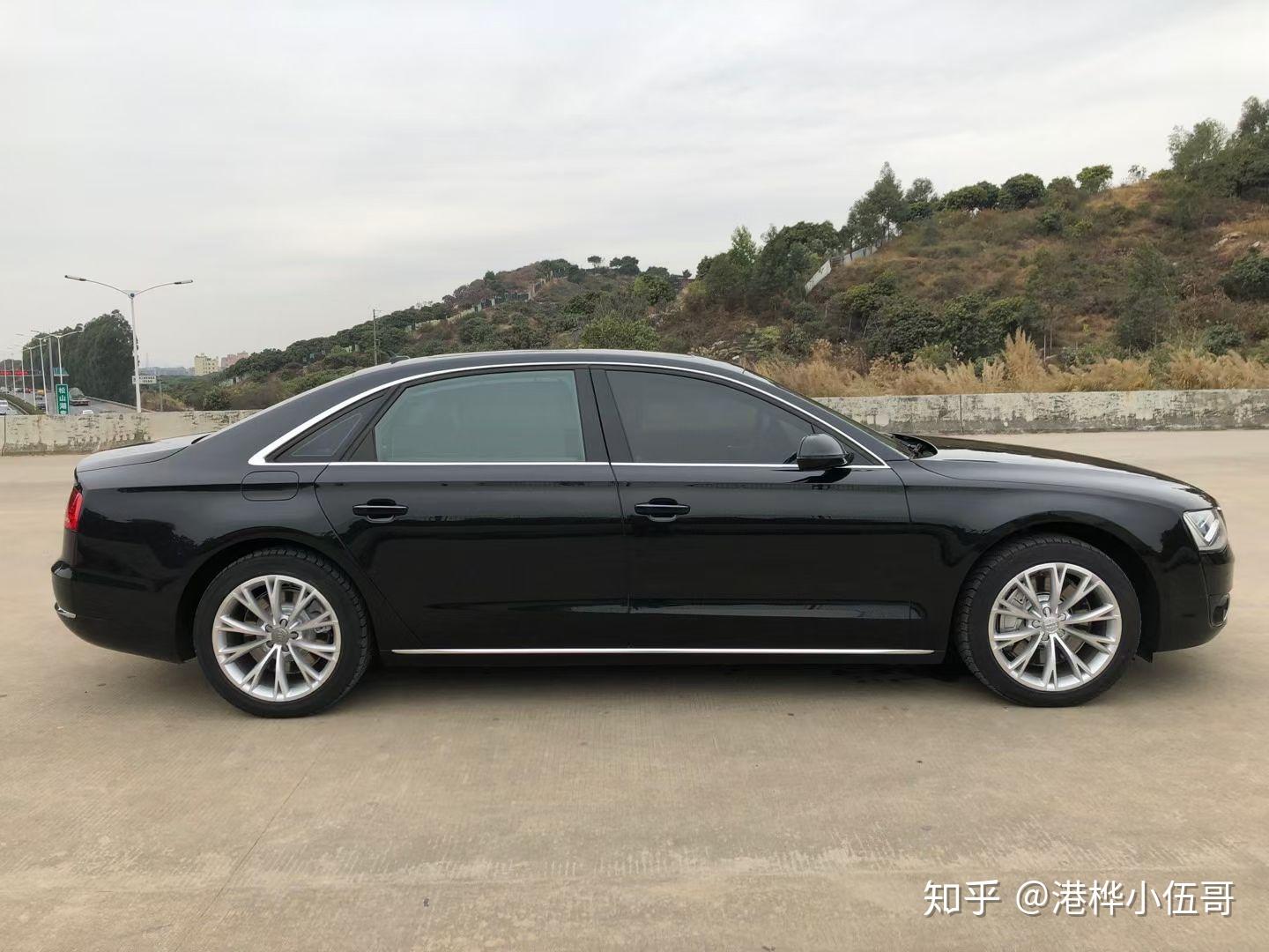 13年奥迪a842四座黑色黑内无匙底盘升降发动机启停360镜头防撞夜视