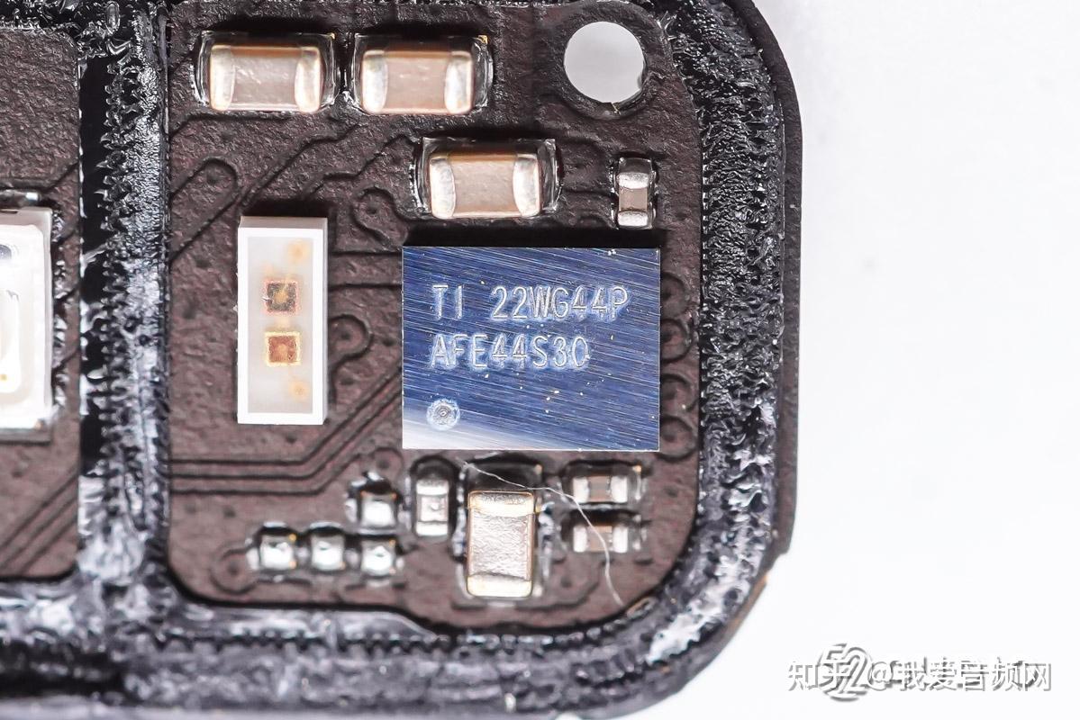 小米手环7拆解,升级192×490分辨率,观感细腻流畅,新增息屏显示  第34张 小米手环7拆解,升级192×490分辨率,观感细腻流畅,新增息屏显示  第34张