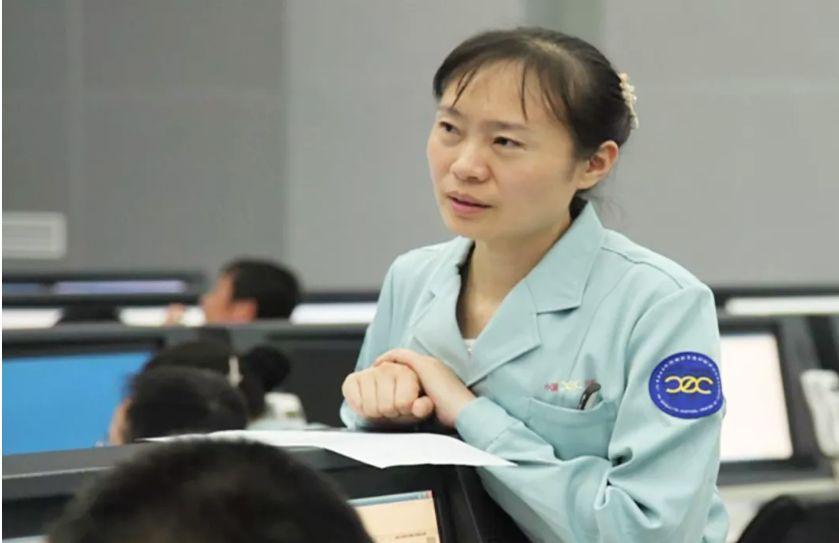 牧星女神王宝华,以家国情怀点亮芳华时代