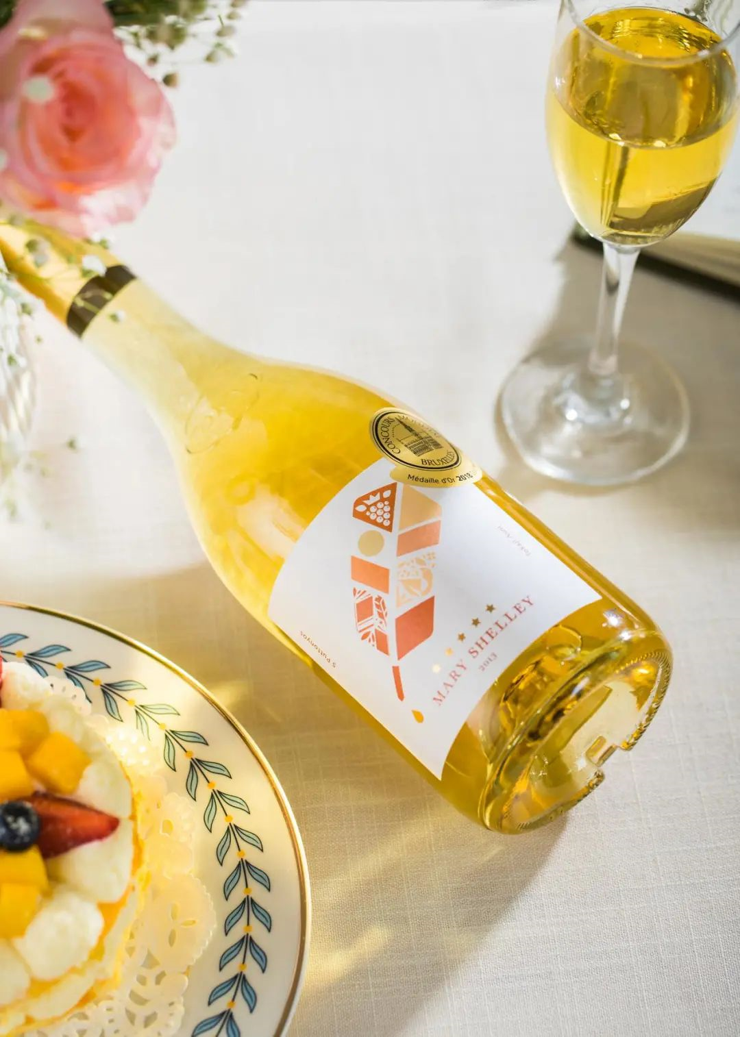 获吴伯凡投资玛丽雪莱如何以贵腐酒切入数百亿精品女性酒市场