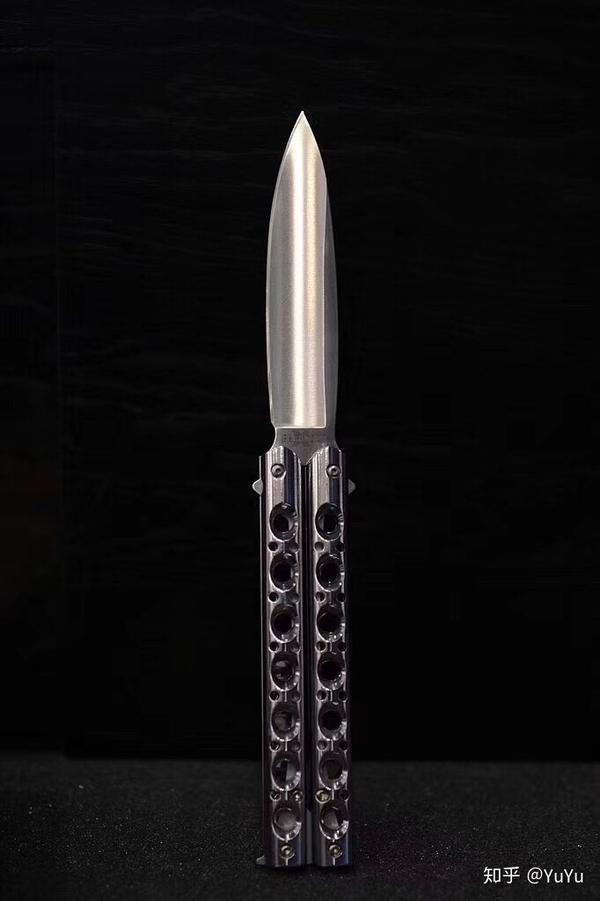 冷钢 24P概念型对开折刀大型蝴蝶款式折刀 - 知乎