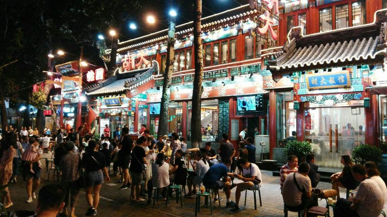 吃遍中国十大夜市小吃街 - 知乎