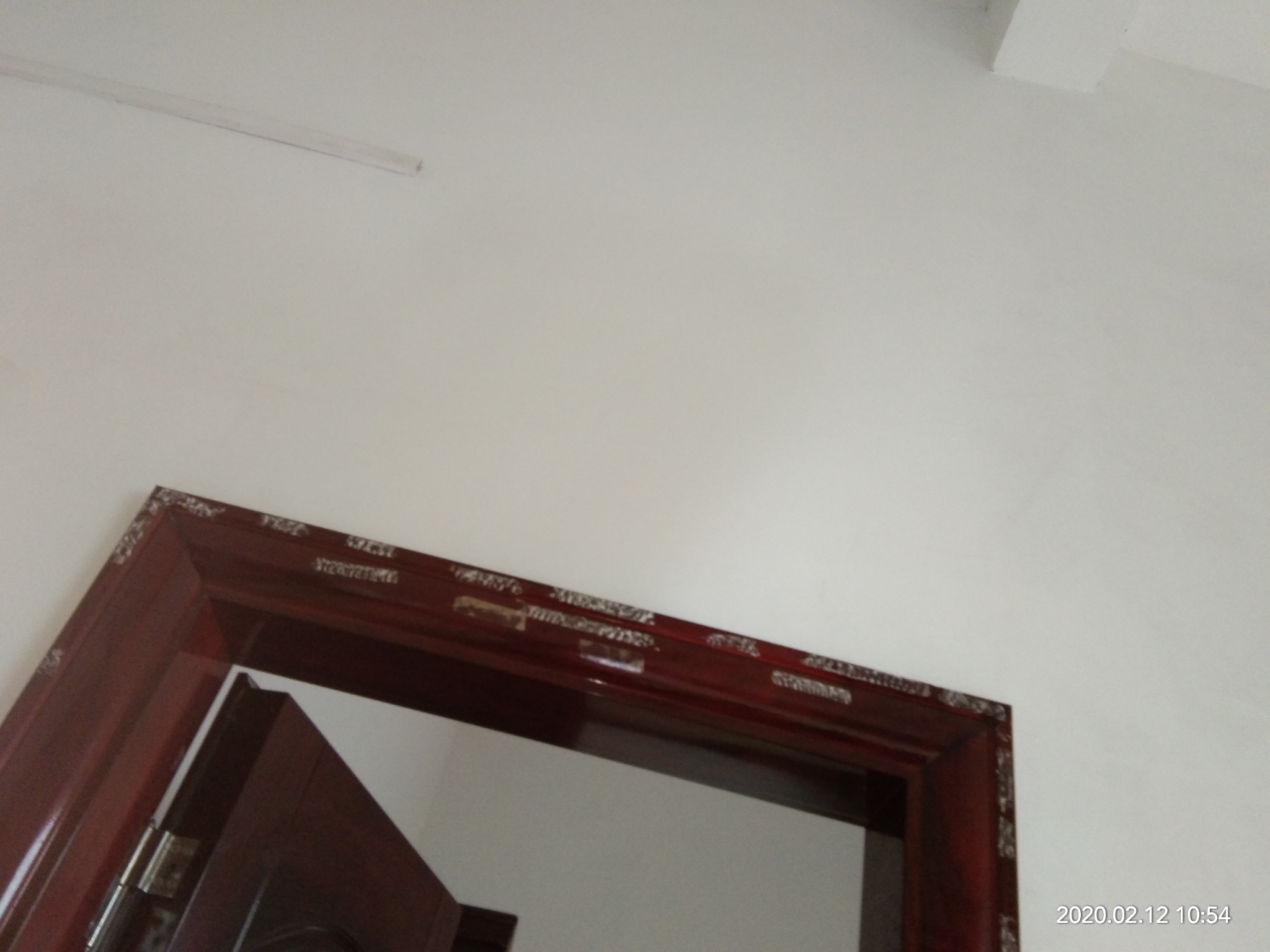 双面胶怎么弄掉 v2-eb2deadc046d7b9d04574db70539d24e_r.jpg