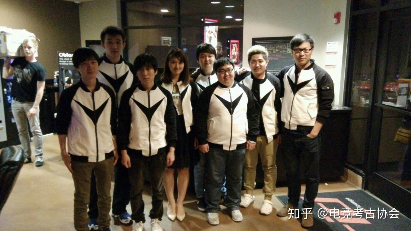 用ruru的话说,lgd英雄联盟分部一开始就是围绕无名哥建立的,所以经过