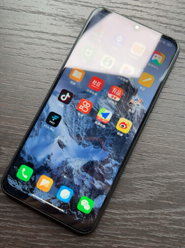 千元机竞争太激烈了,在红米9,oppo a32和酷派cool20之间纠结,哪款更