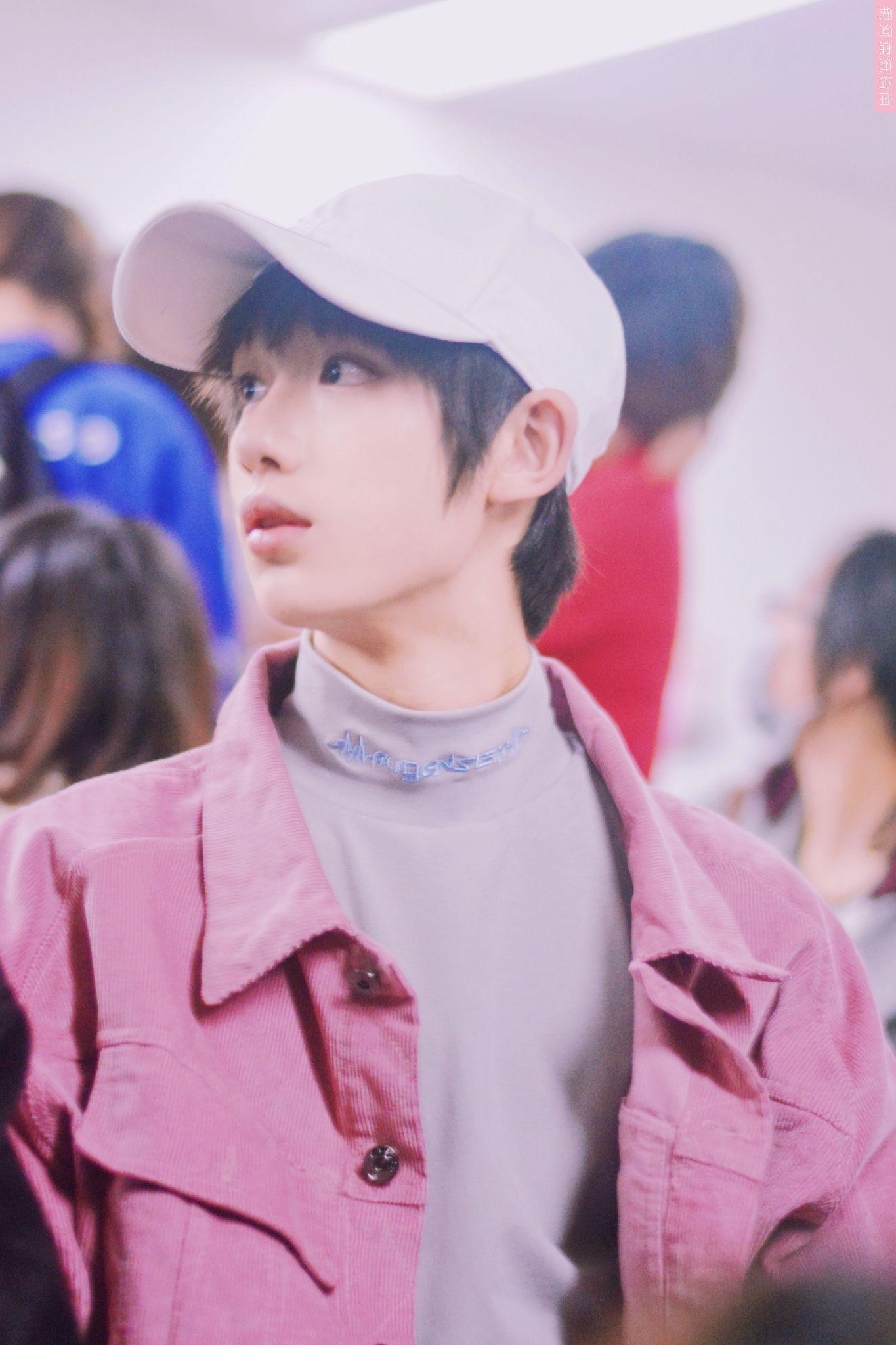 时代少年团歌曲我喜欢你 v2-ec2e05d059bce8a4822d2e73c2675a42_r.jpg