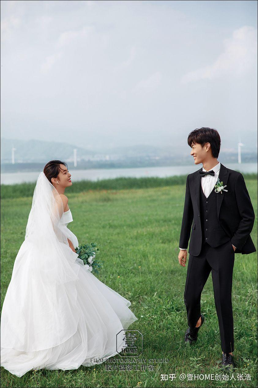 电影感森系婚纱照邂逅一场浪漫的踏青