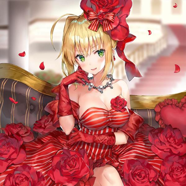 冠位caster,而且性格很对我胃口(笑) 而且幻术在打不过的情况下可以