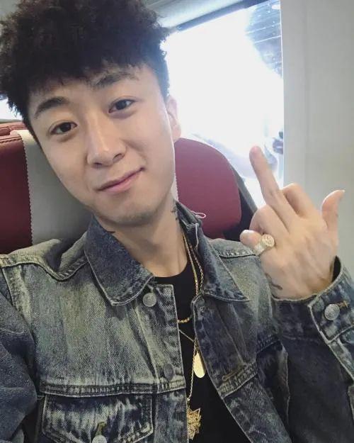 谢帝ar贝贝都2020年了这些顶级的rapper们居然都还没上过说唱节目