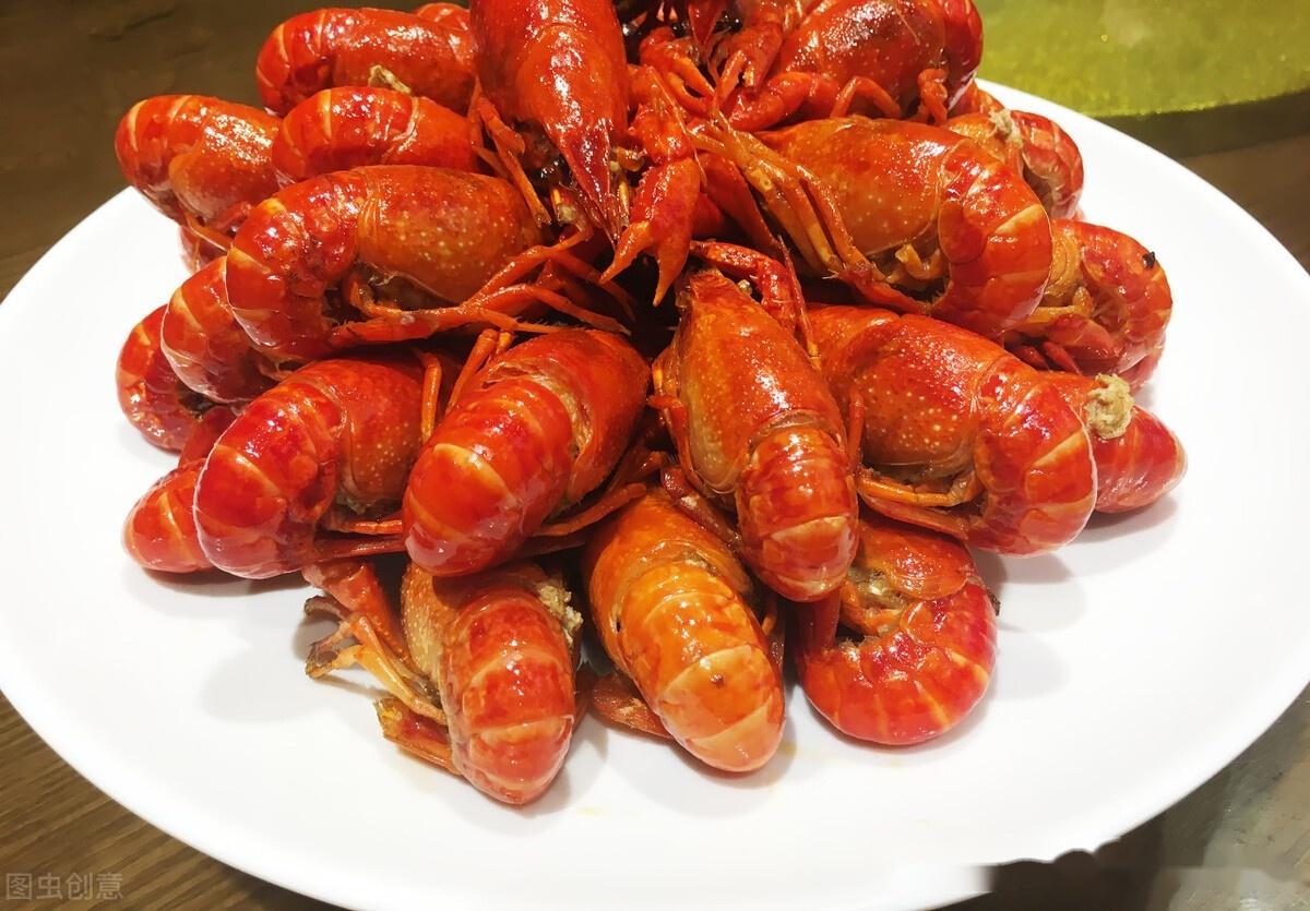 红烧小龙虾这样做看了就让人流口水