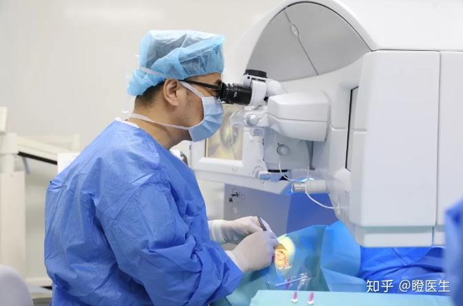 为什么眼科医生不做近视眼手术