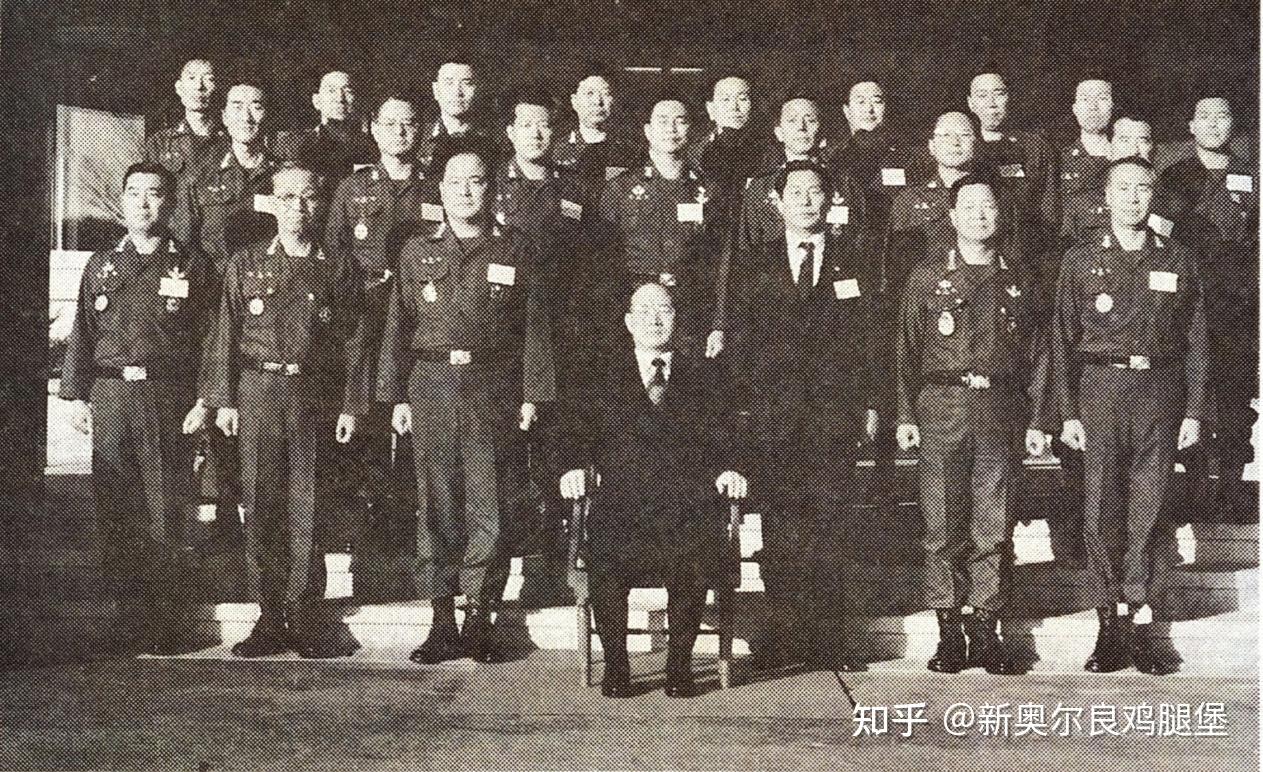第三章全斗焕与卢泰愚的权力拉锯战】全斗焕任期末——军方突发性改组- 知乎