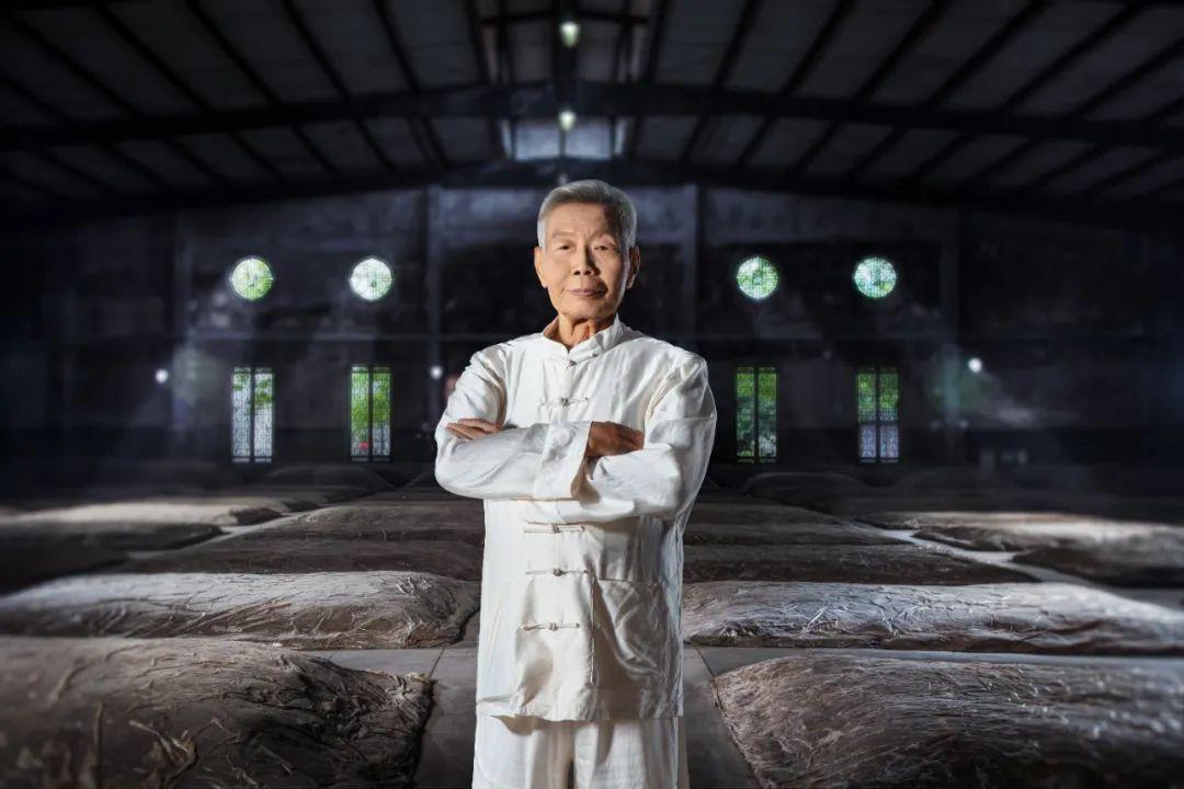 大师|酒界泰斗—赖高淮:一个人就是一部"浓香白酒史" - 知乎