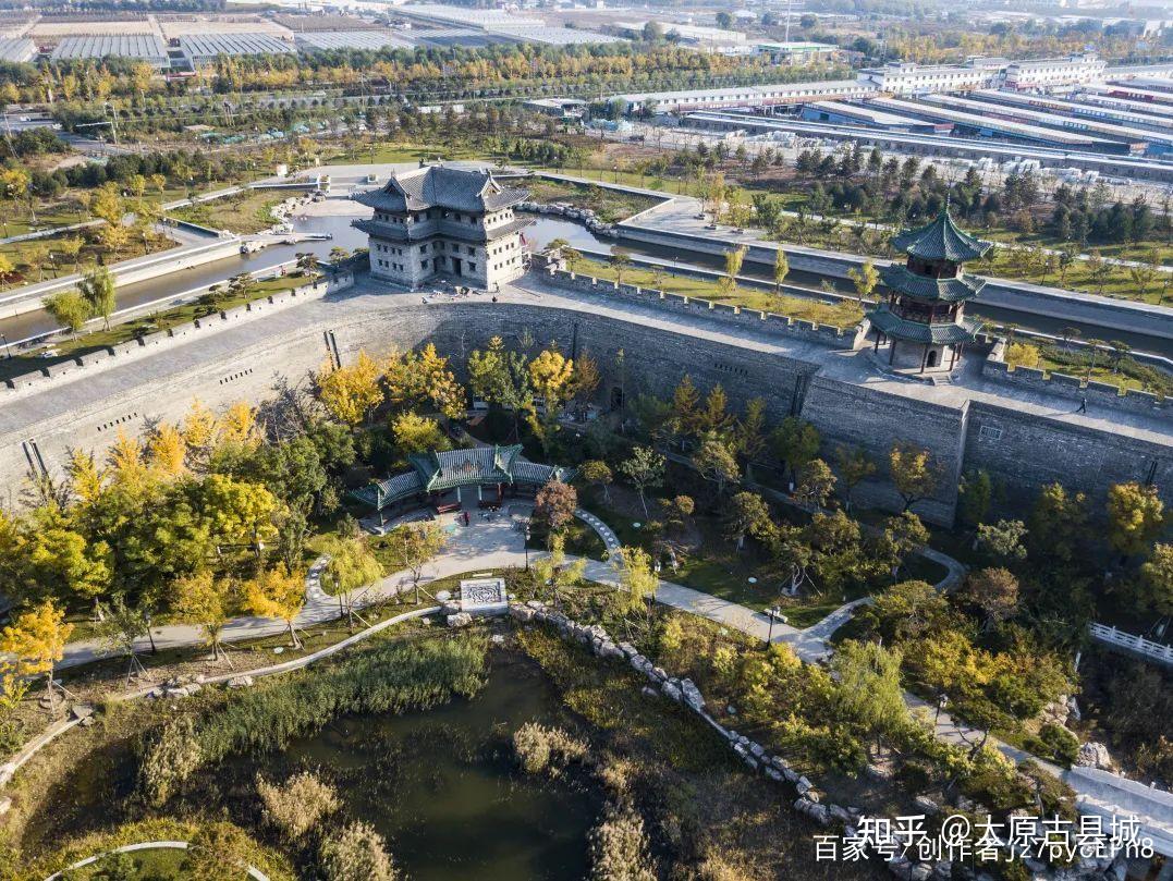 秋季登高远眺到太原古县城的城墙忘却凡尘事