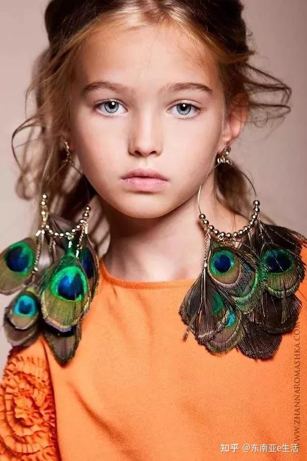 irene garcia noren这个胸大话少表情拽的姑娘是西班牙和挪威混血模特