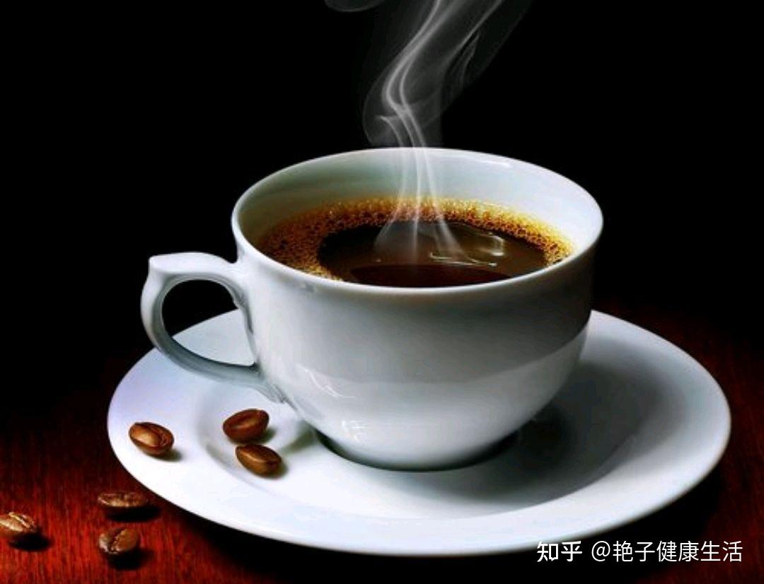 咖啡適合什么時候喝_咖啡師培訓班哪里學_清晨喝咖啡的好處