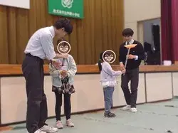 请输入图片描述